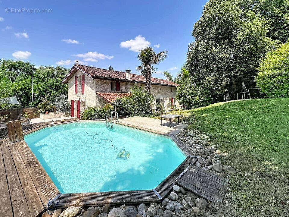 Maison à FRANCHEVILLE