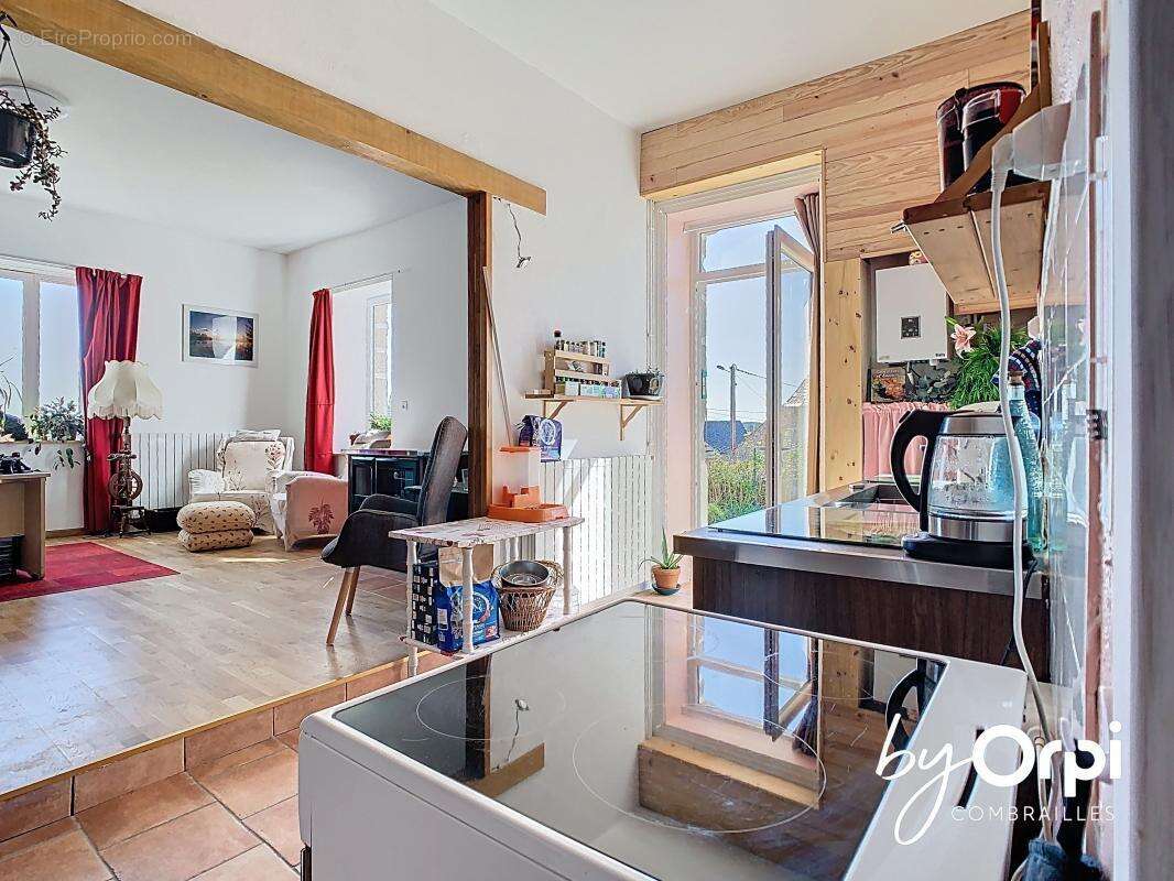 Maison à SAINT-MAURICE-PRES-PIONSAT