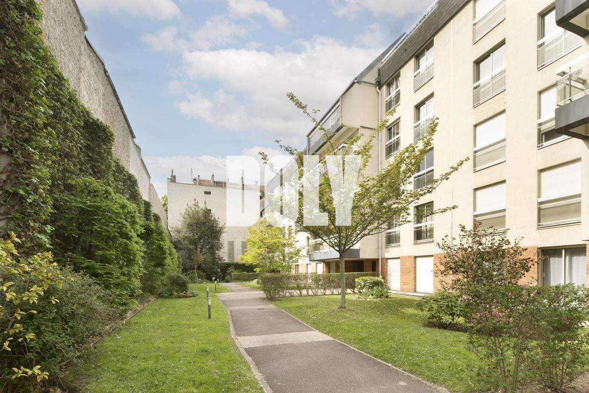 Appartement à MONTROUGE