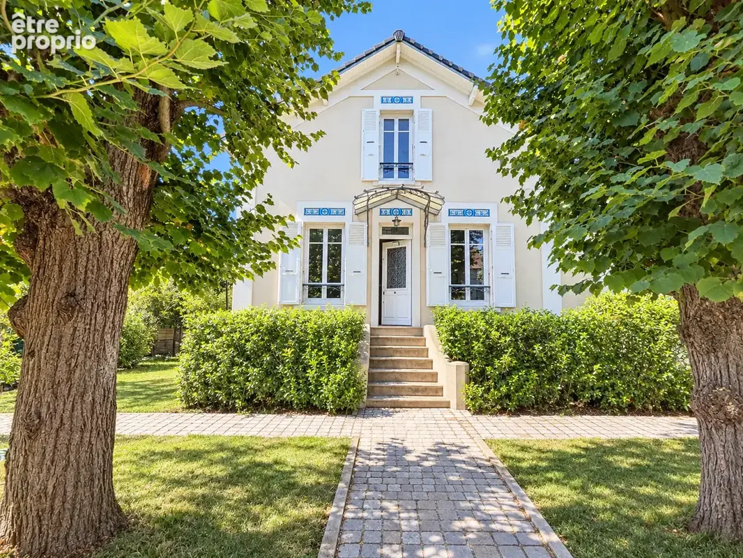 Maison 7 pièces 158 m² à vendre à Beauchamp (95250) - photo 1