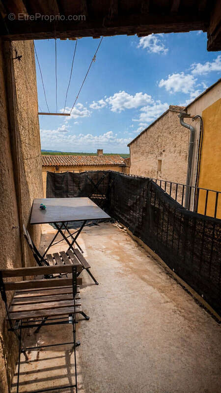 Maison à MONTMEYAN