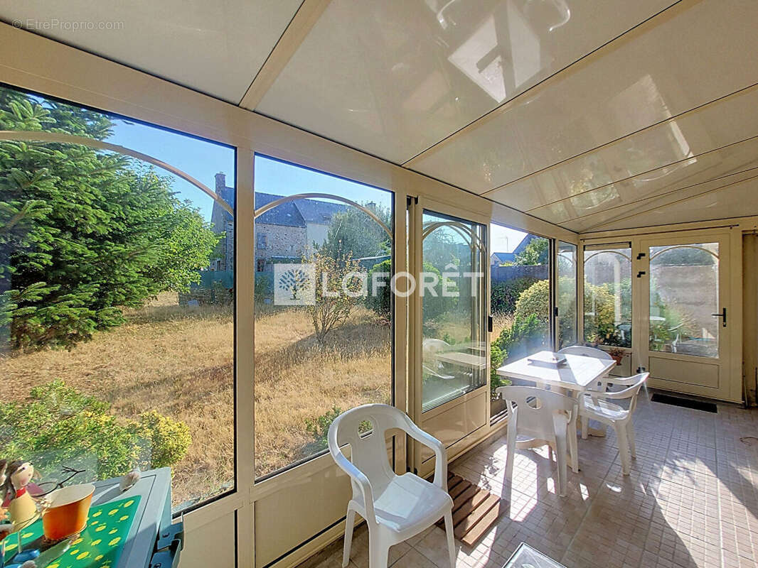 Maison Ambon 5 pièce(s) 96 m2 - photo 5