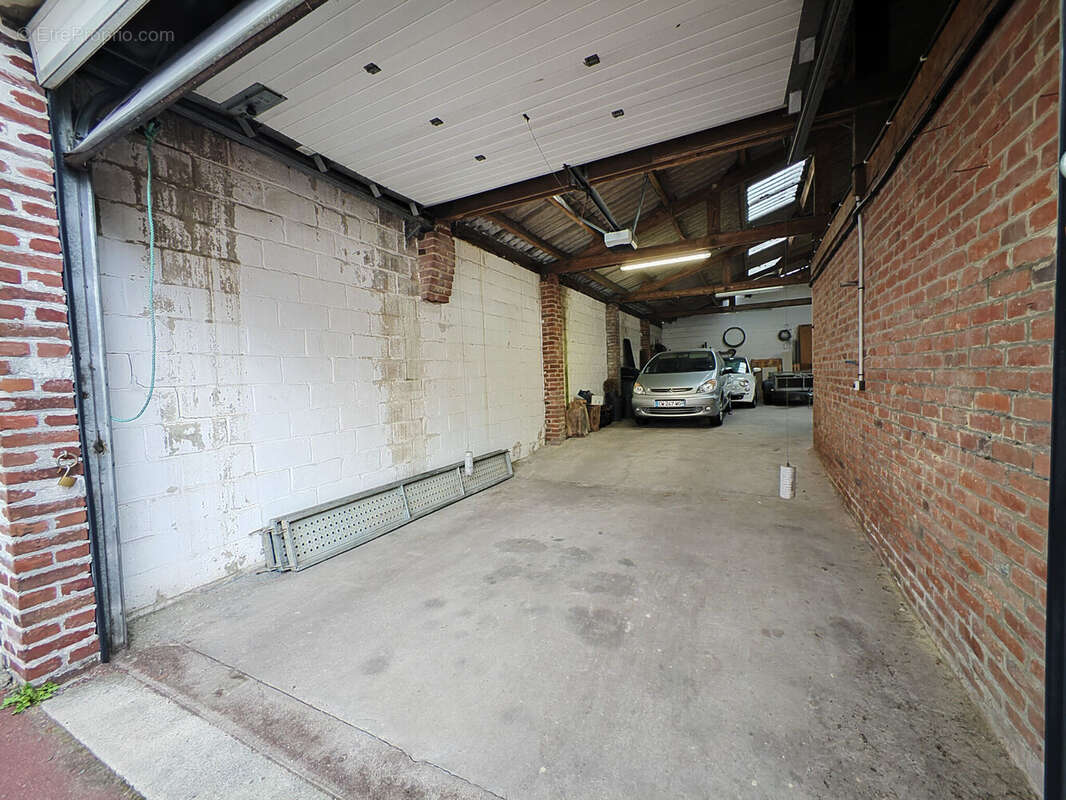 Photo 7 - Parking à BETHUNE