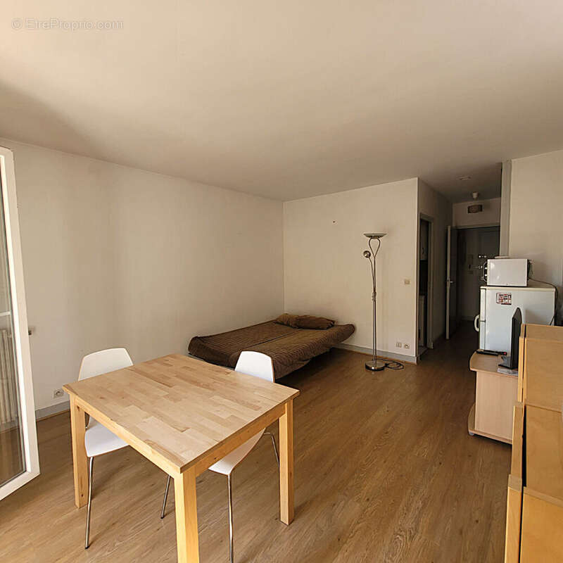 Studio meublé de 29,72 m² en plein centre-ville - photo 2