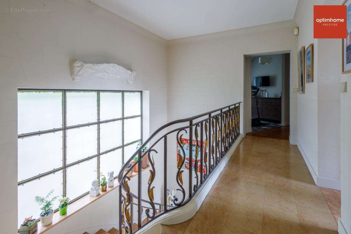 À Pont-Audemer centre – Maison bourgeoise avec parc paysager de plus de 2 hectares - photo 32