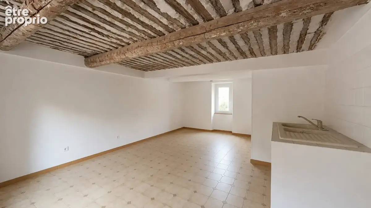 172 m2 - Grand potentiel - Toiture neuve - 10 couchages - Jardinet - photo 7