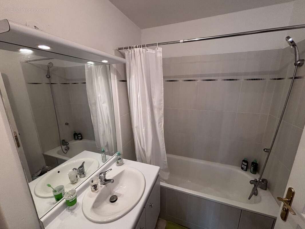 Appartement à SAINT-FARGEAU-PONTHIERRY