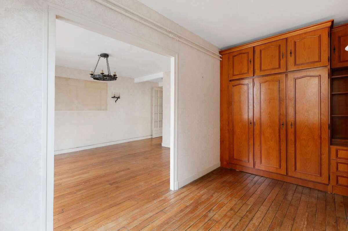 Appartement à PARIS-6E