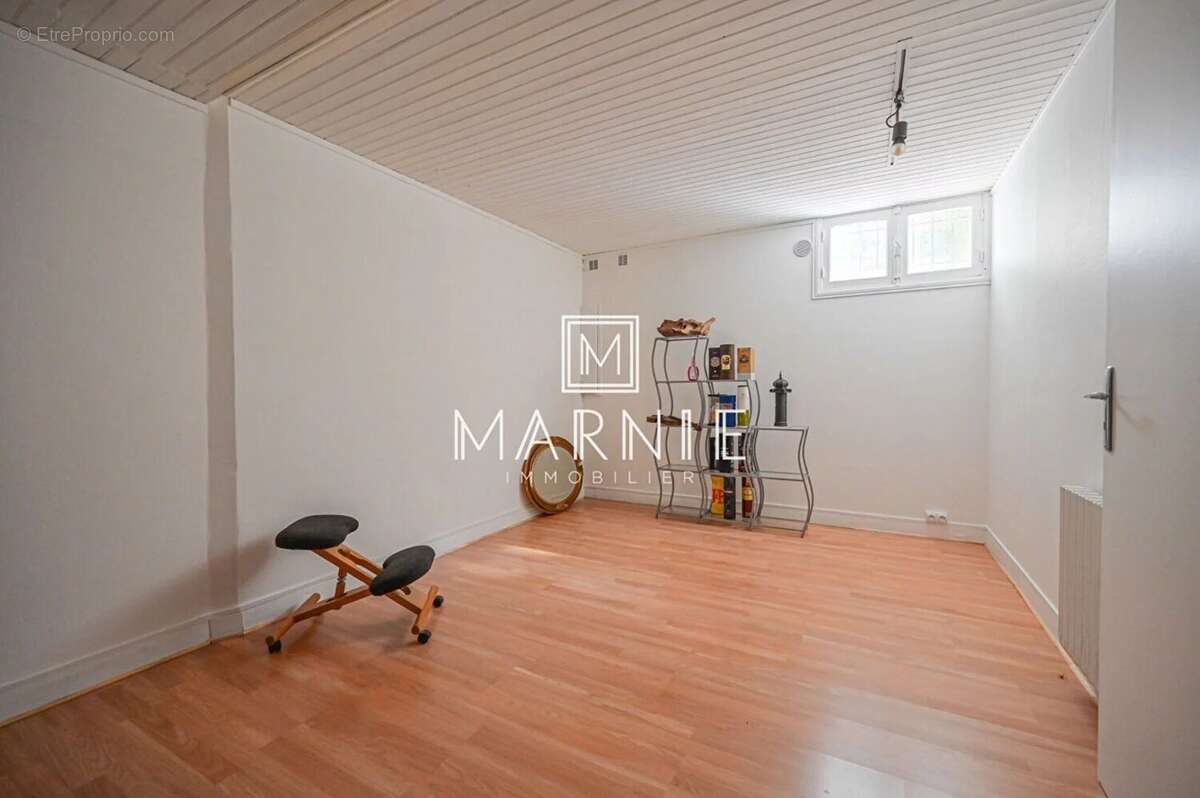 Maison à PARIS-18E