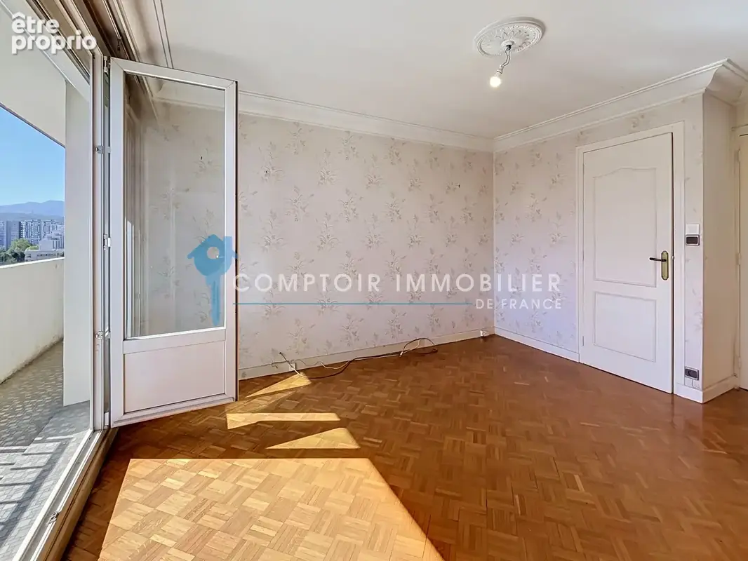 Isère (38) - A Vendre GRENOBLE - Appartement dernier étage T4 69m2 - Balcon   Parking fermé - photo 7