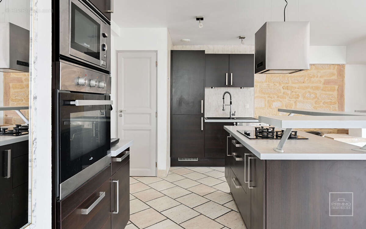 Appartement à ANSE