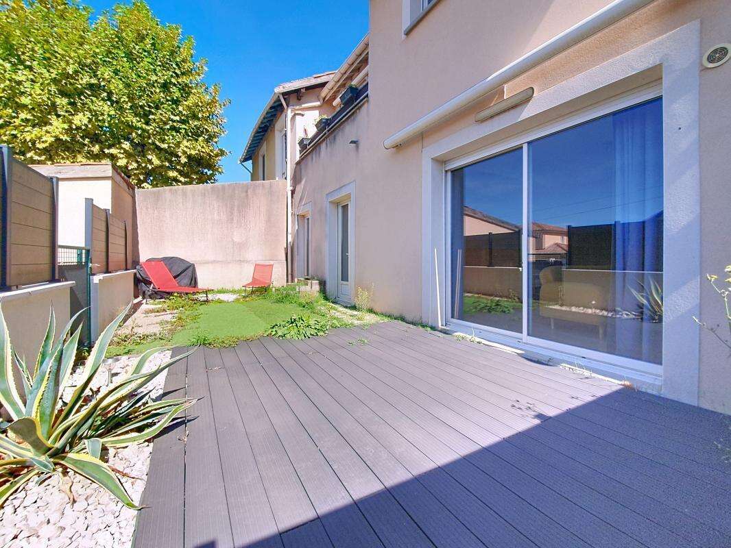 Appartement à CHASSE-SUR-RHONE