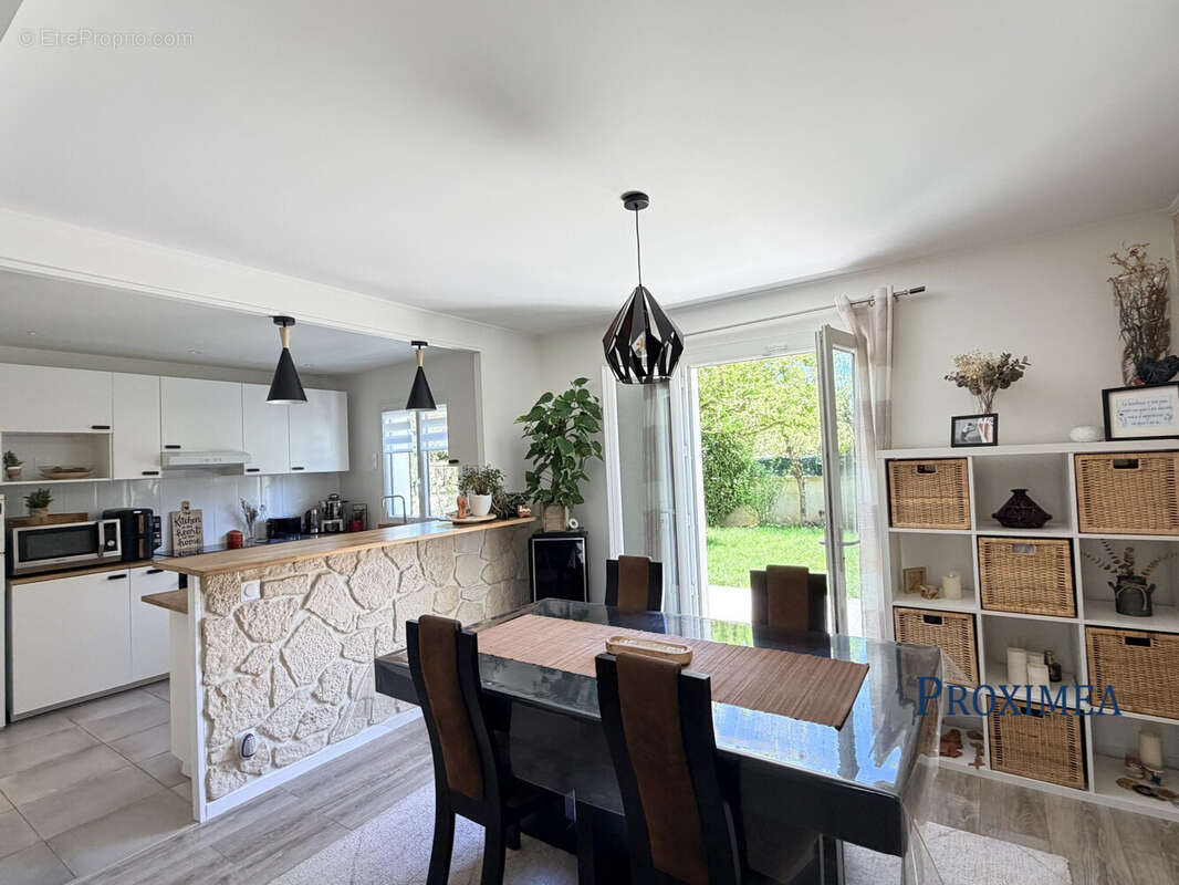 Maison à PONTAULT-COMBAULT