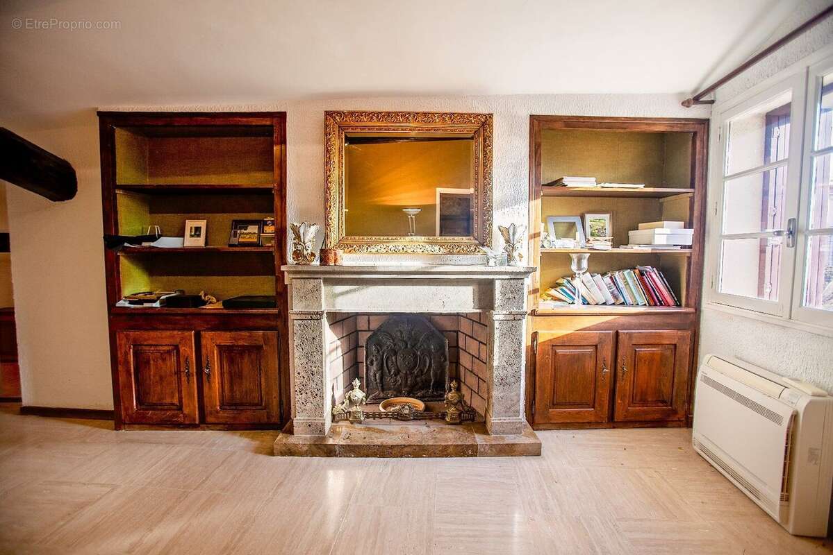 Maison à CABREROLLES