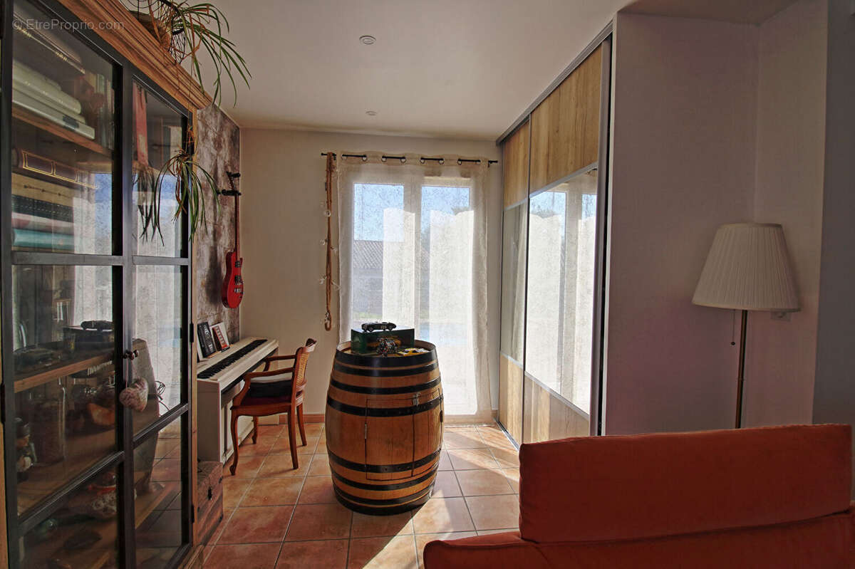 Maison à BELLEGARDE-POUSSIEU