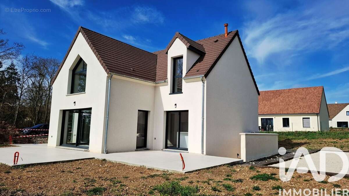 Maison 200 m² à Mesnil-Sur-L'estree  - photo 2