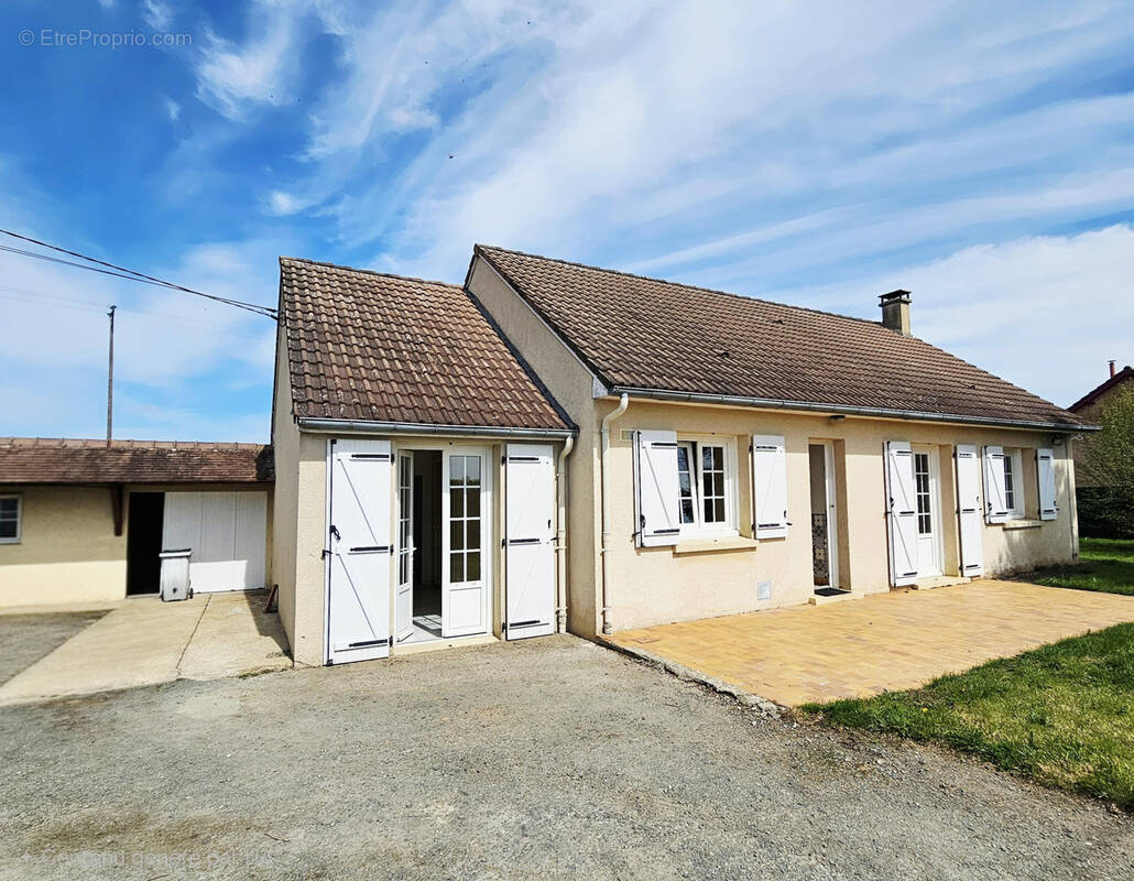 Maison à LAIGNE-EN-BELIN