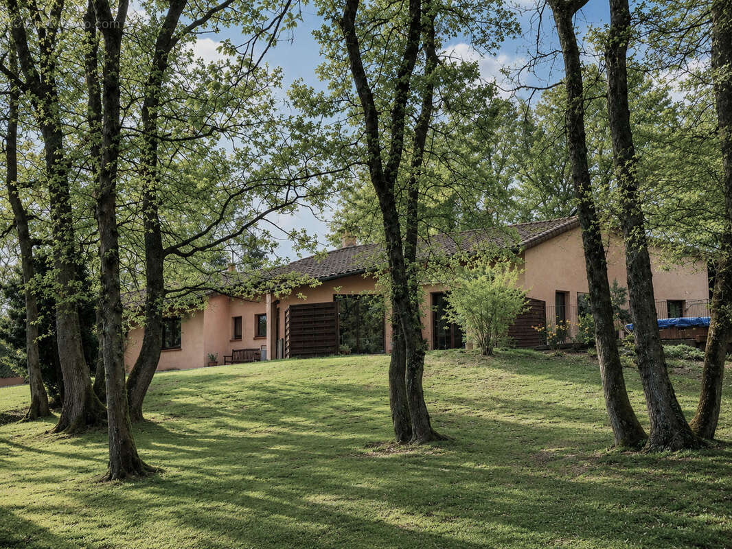 Maison à EAUNES