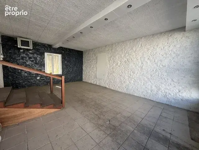 EXCLUSIVITE à ETANG SUR ARROUX, immeuble à usage professionnel en centre bourg à rénover. - photo 6