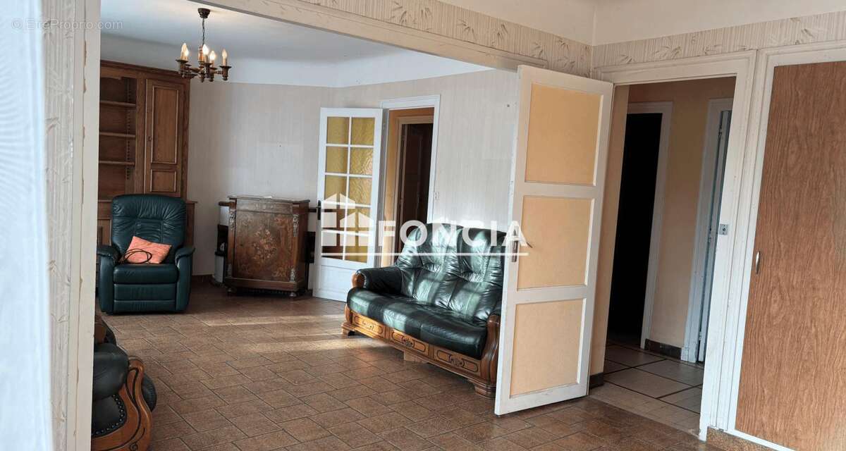 Maison 100M2  plus combles - photo 4