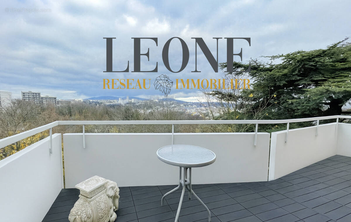 Appartement à TASSIN-LA-DEMI-LUNE