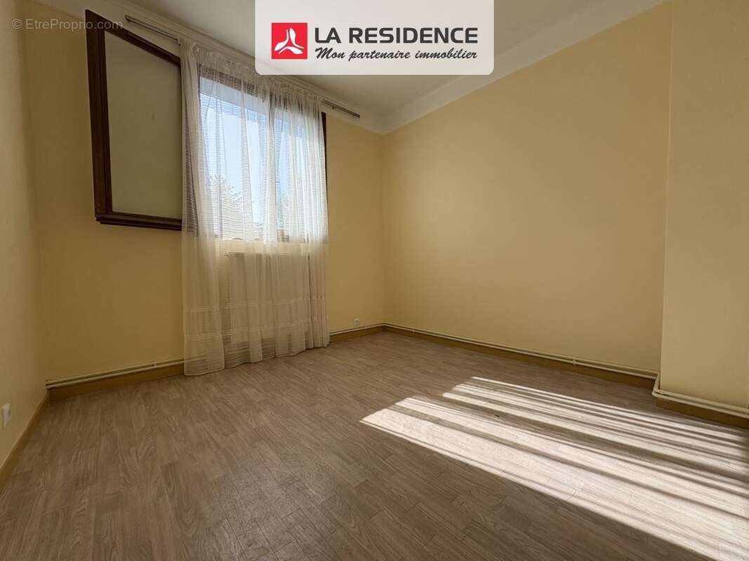 Maison à MONTIGNY-LES-CORMEILLES