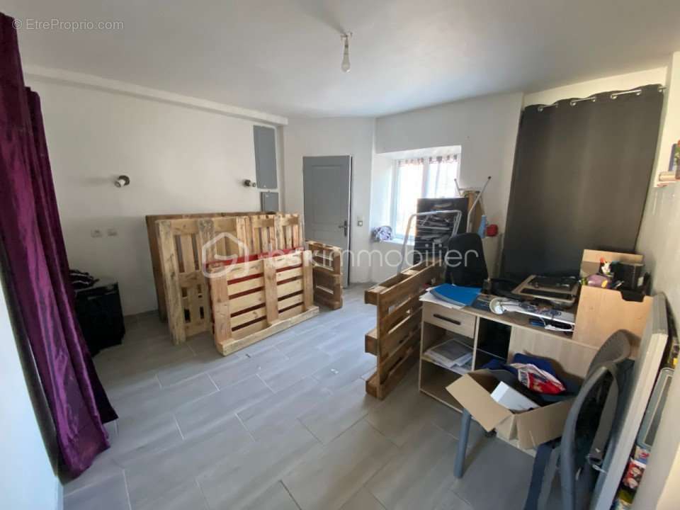 Maison à SAINT-MARTIN-DES-CHAMPS