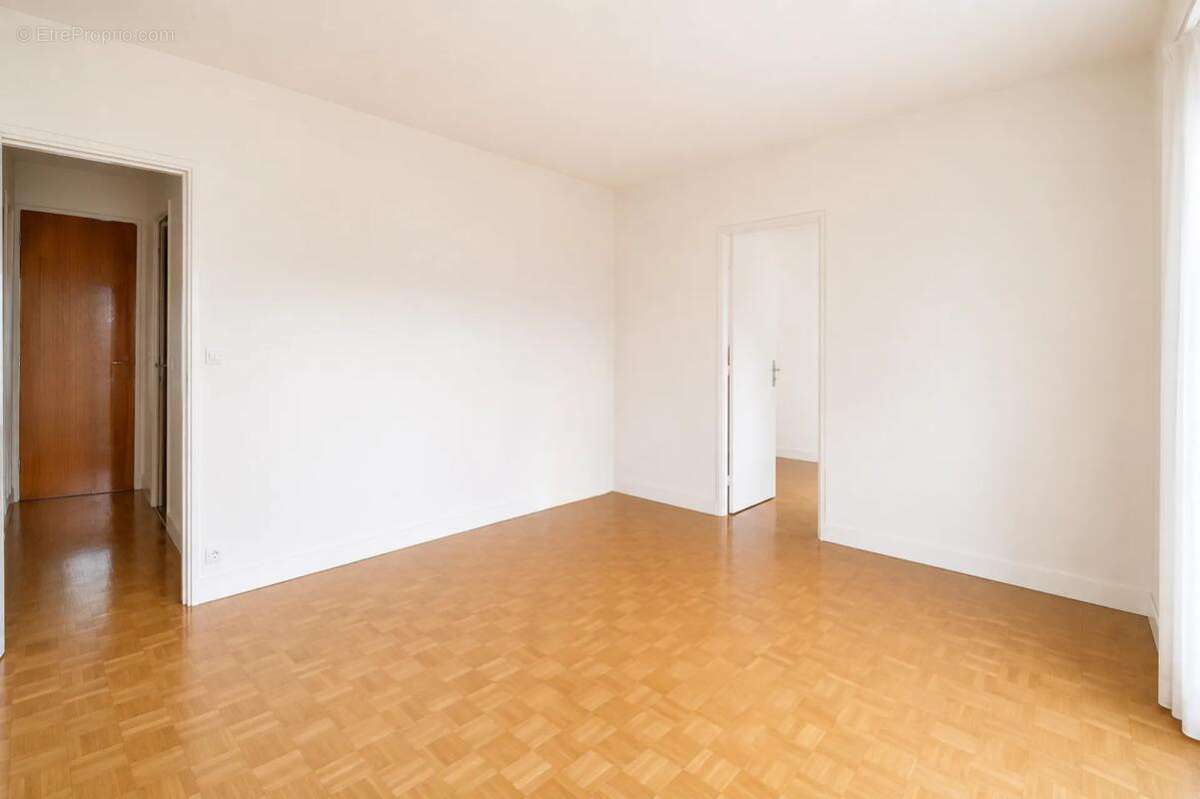 Appartement à PARIS-20E
