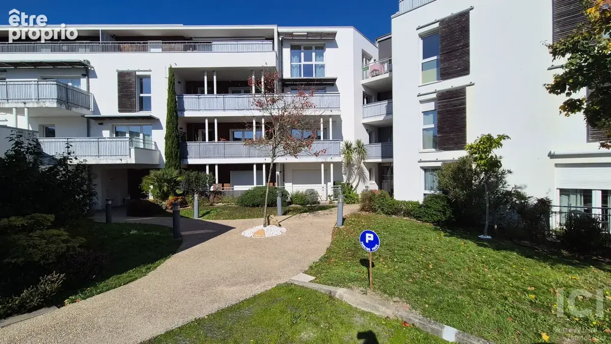 Orvault bourg - beau t3 avec terrasse, 2 parkings - photo 9