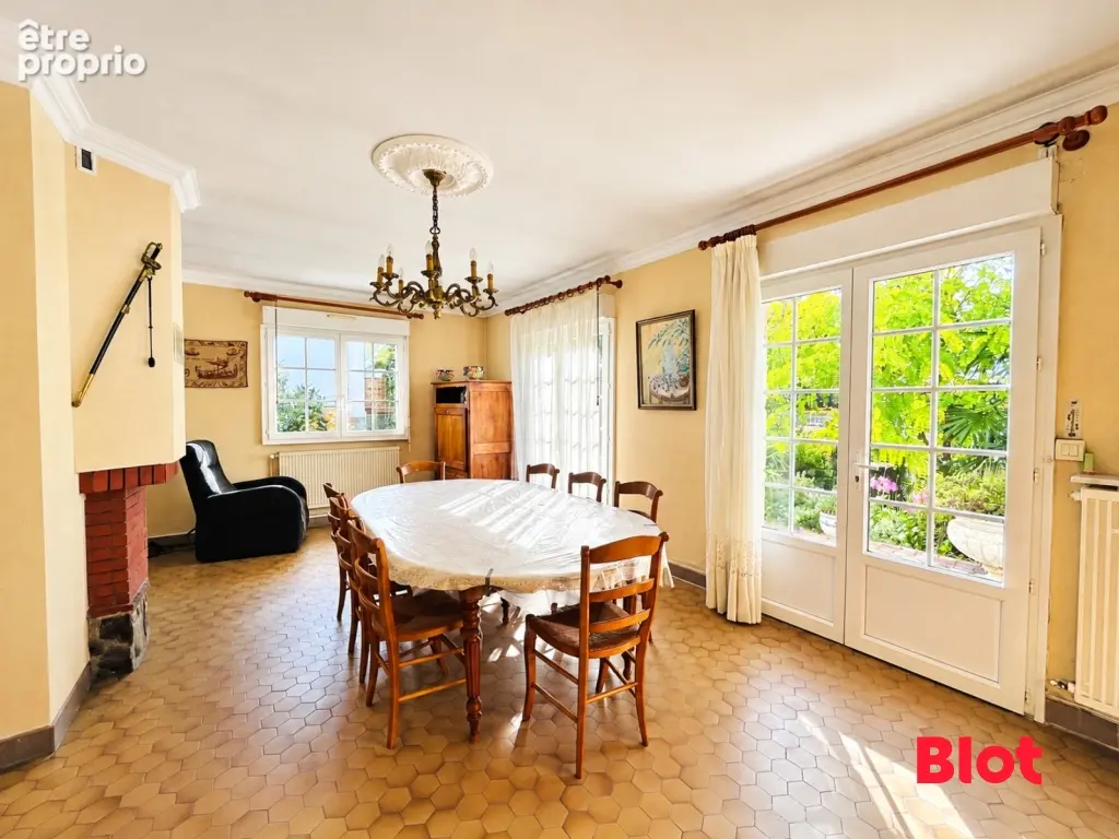 Maison 8 pièces 217 m² à vendre à Saint-Malo (35400) - photo 1