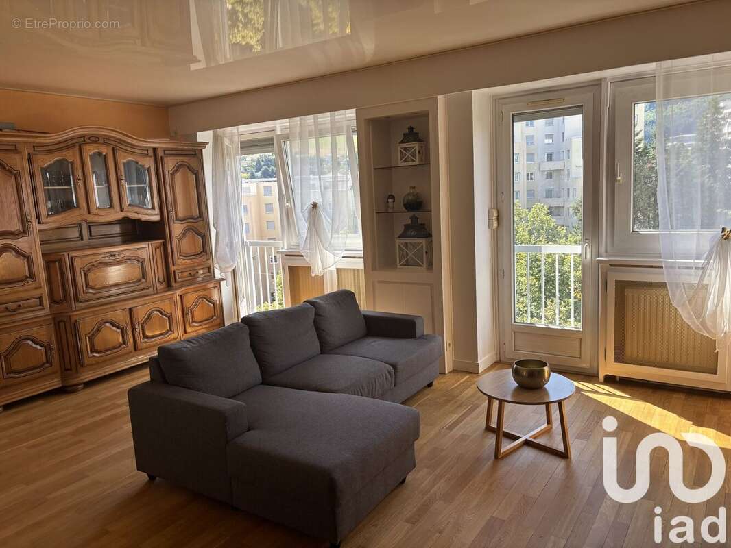 Photo 2 - Appartement à SAINT-ETIENNE