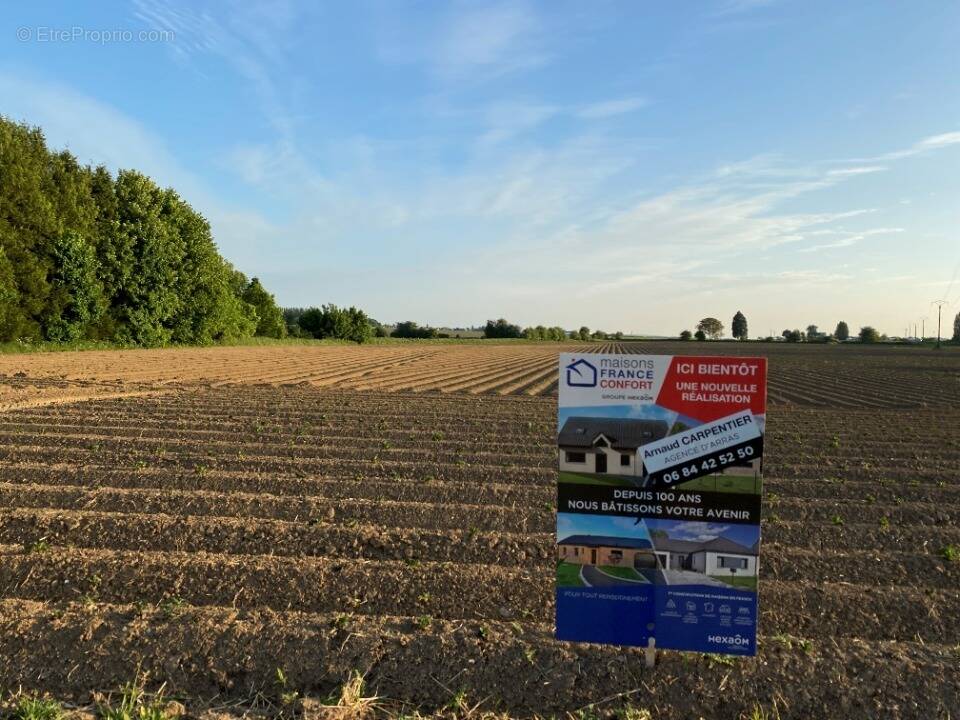 Terrain à BAILLEUL-SIR-BERTHOULT