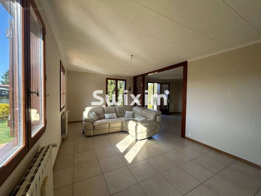 Maison à LONS-LE-SAUNIER