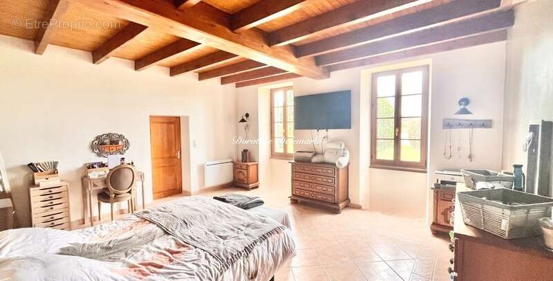 Maison à SAINT-CIERS-DU-TAILLON