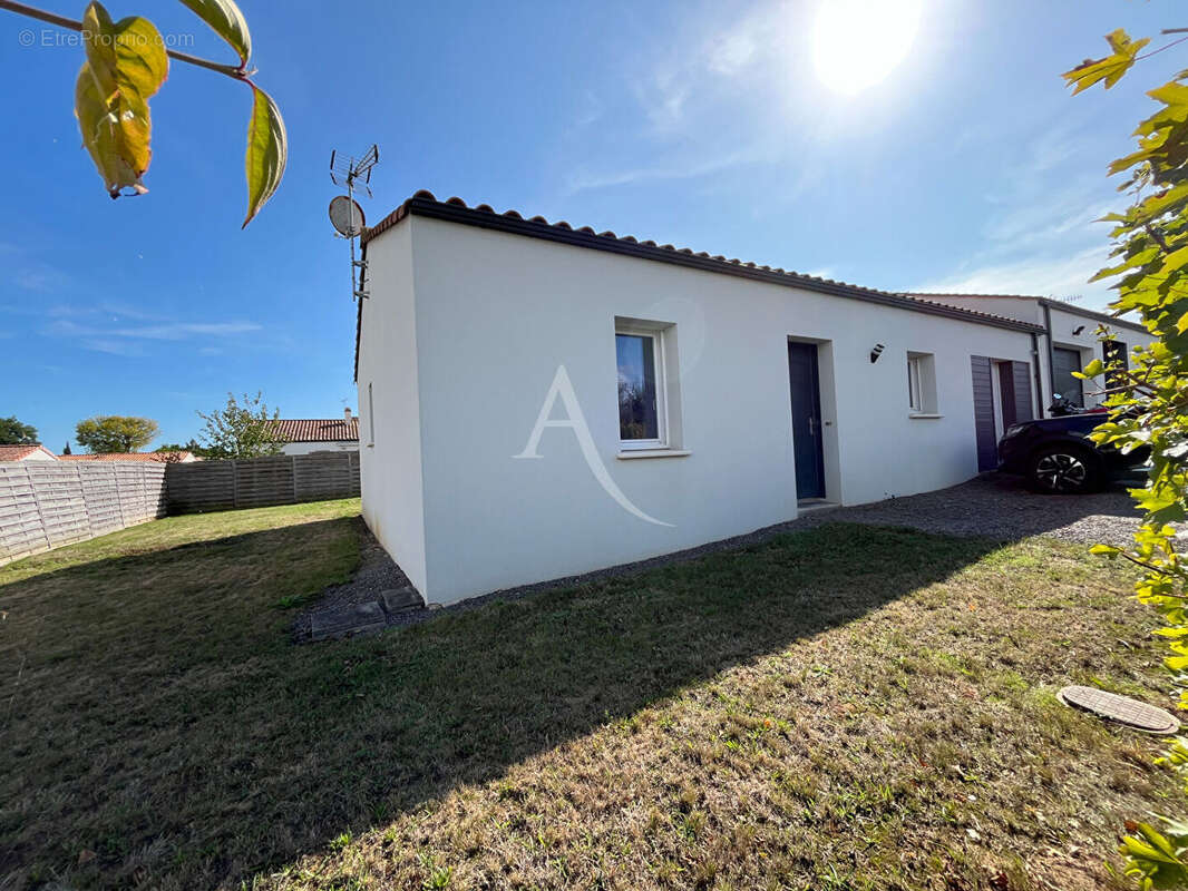 Maison à SAINTE-FOY
