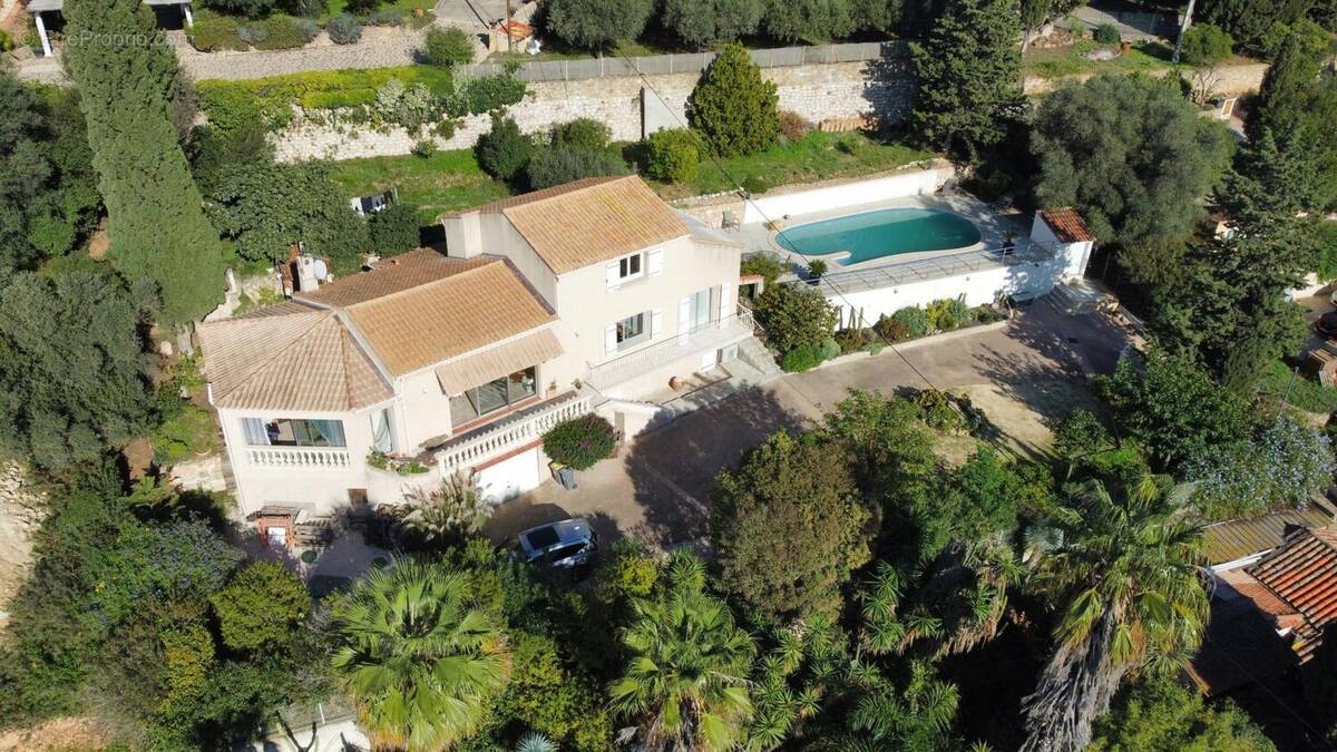 Photo 1 - Maison à OLLIOULES