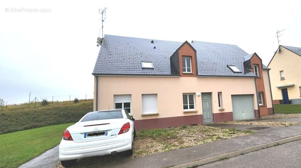 Maison à ROUXMESNIL-BOUTEILLES