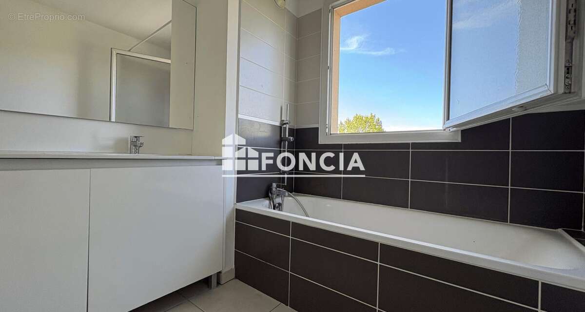 Appartement à MARSEILLE-13E