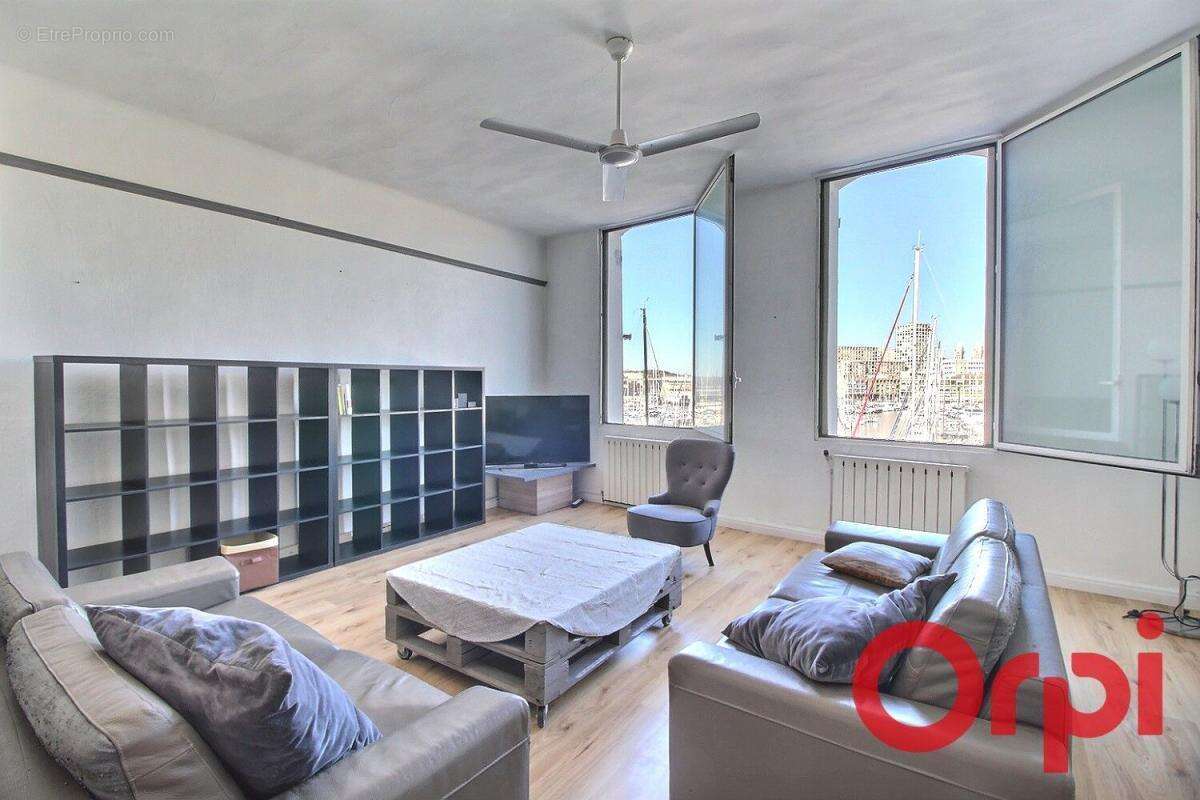 Appartement à MARSEILLE-7E