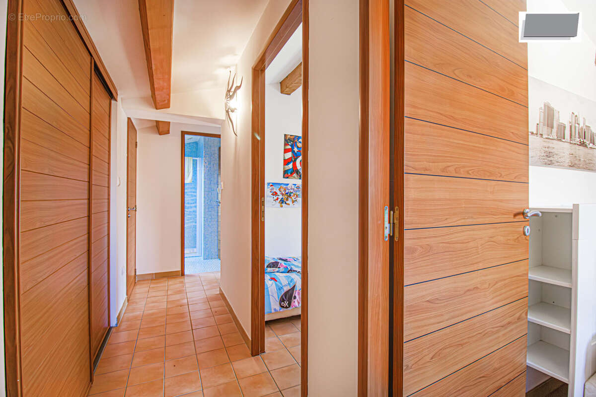 Maison à SIX-FOURS-LES-PLAGES