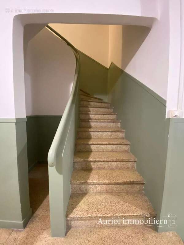 Appartement à AURIOL