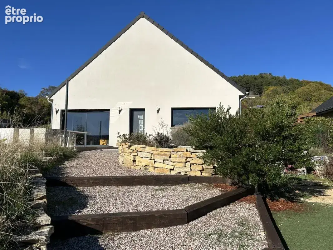 Maison à CORCELLES-LES-MONTS