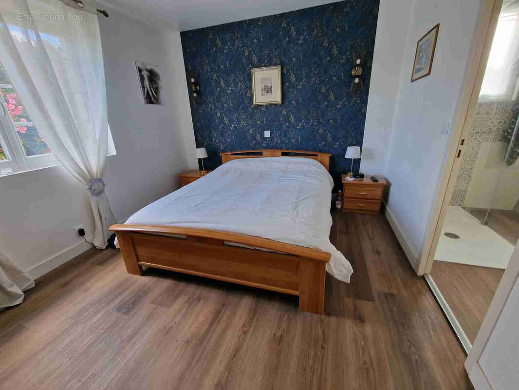 Maison à PRIGNAC-ET-MARCAMPS