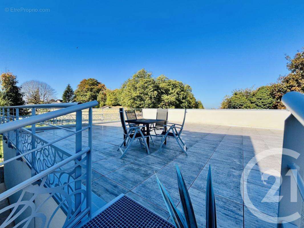 Maison à SAINT-YRIEIX-LA-PERCHE