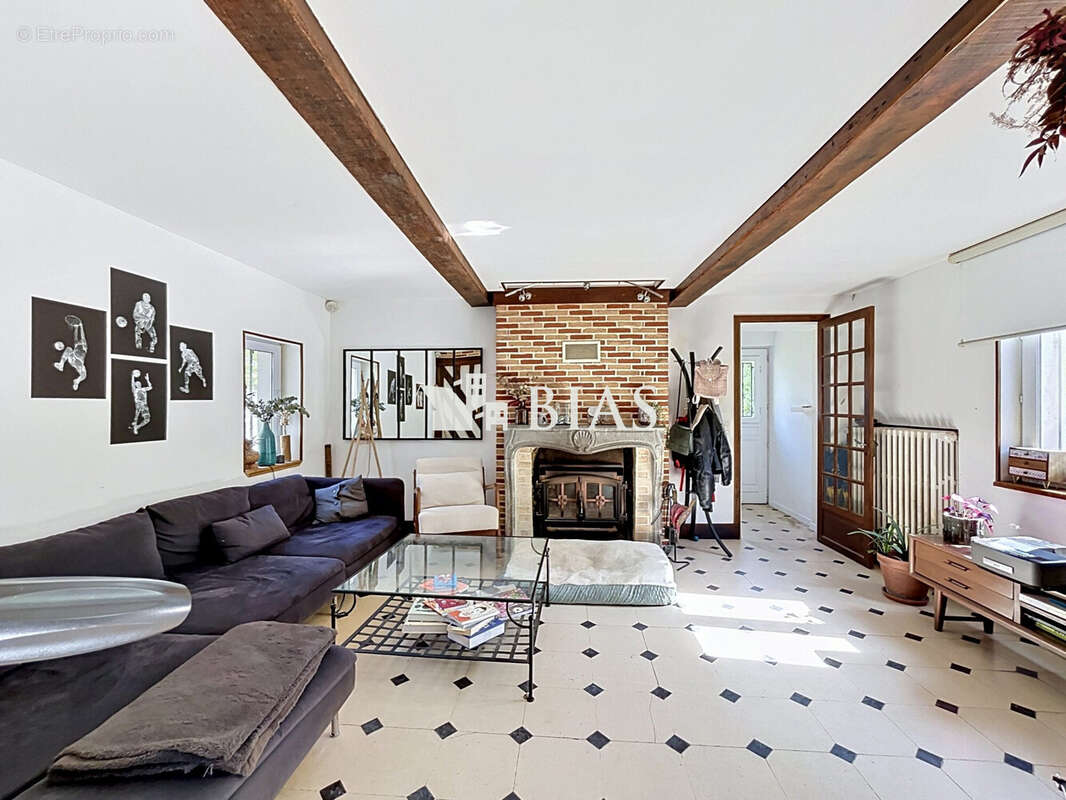 Maison à PONT-L'EVEQUE