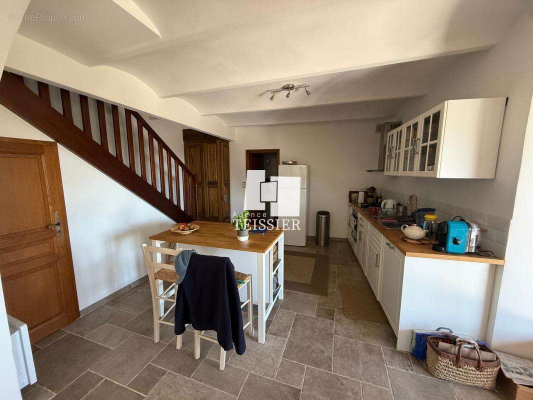 Maison à SAINT-PAUL-LE-JEUNE