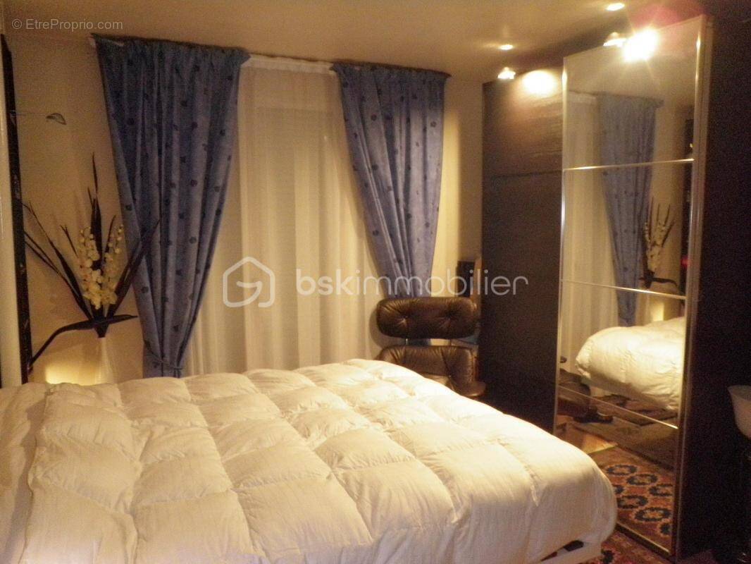 Appartement à MENNECY