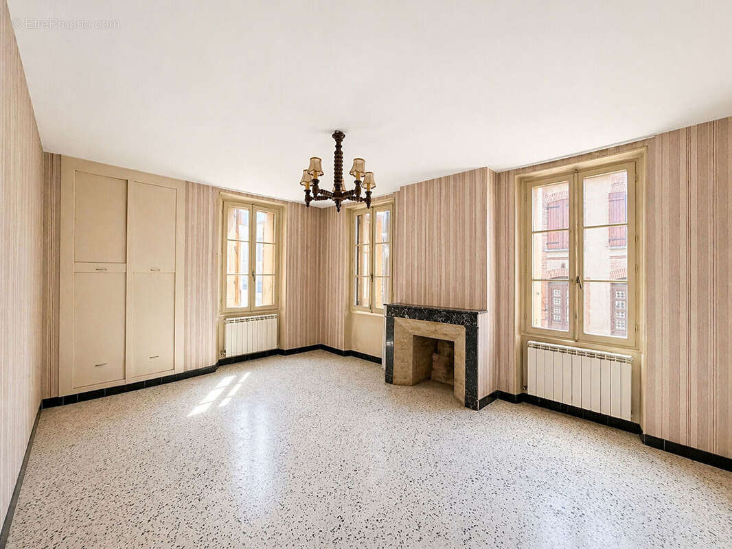 Maison Barbonne-fayel 7 pièce(s) 171 m2 - photo 6