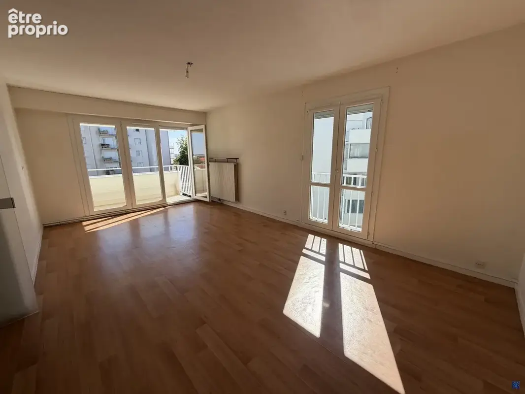Appartement 3 pièces 65 m² à vendre à Royan (17200) - photo 3