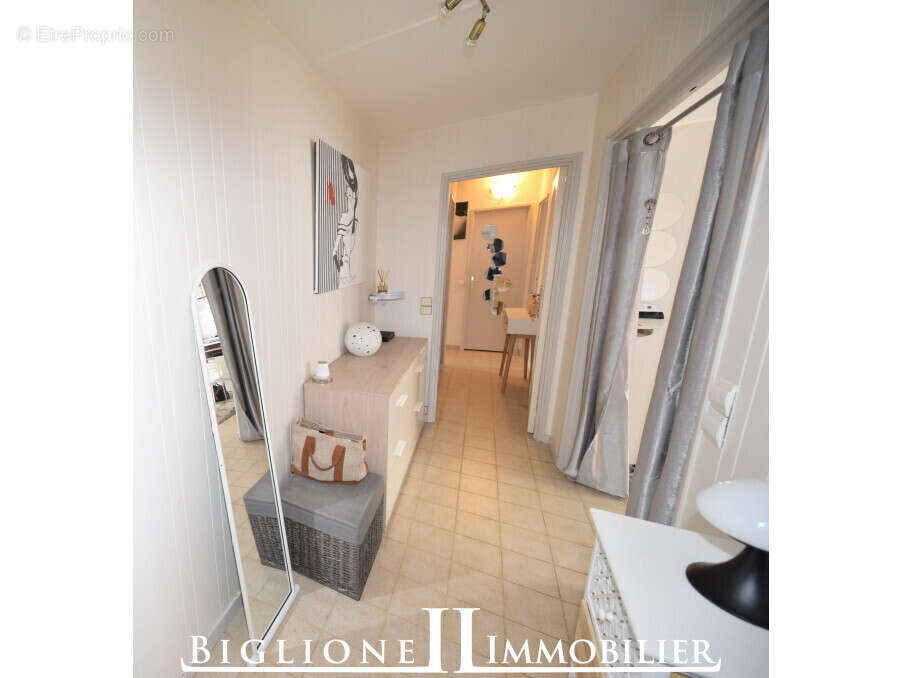 Appartement à COUBRON